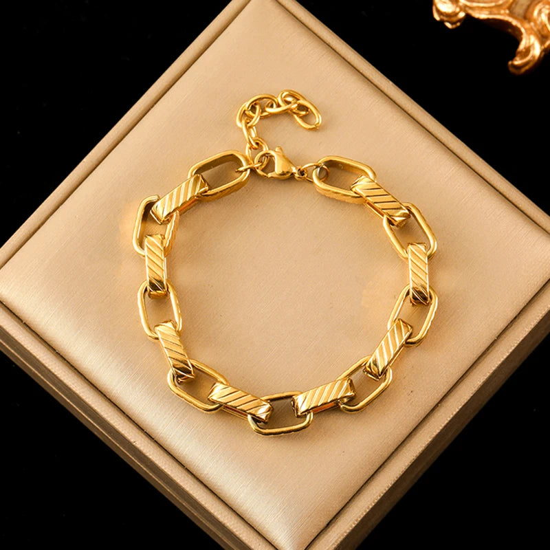 Twisted Bracelet