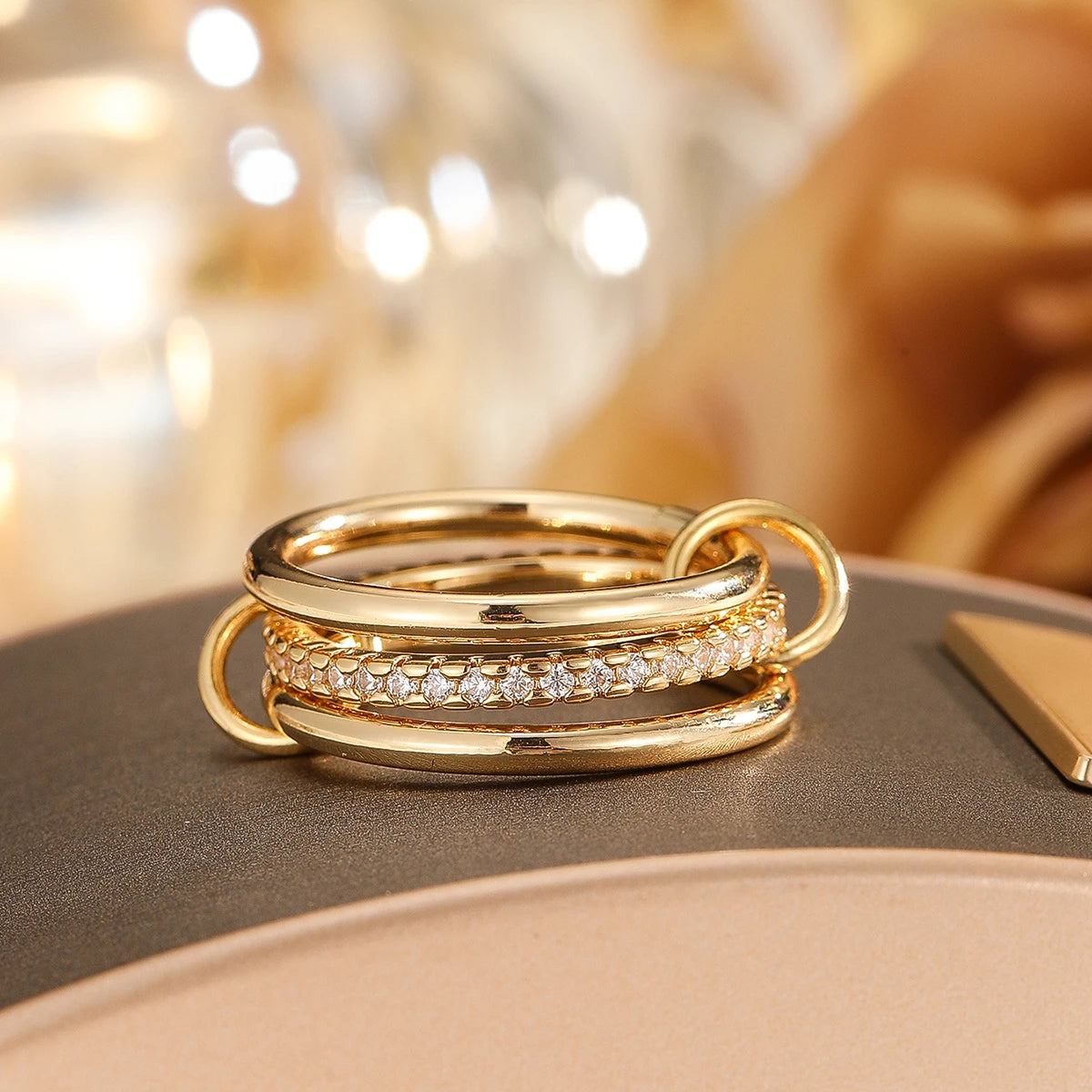 Modern Ring